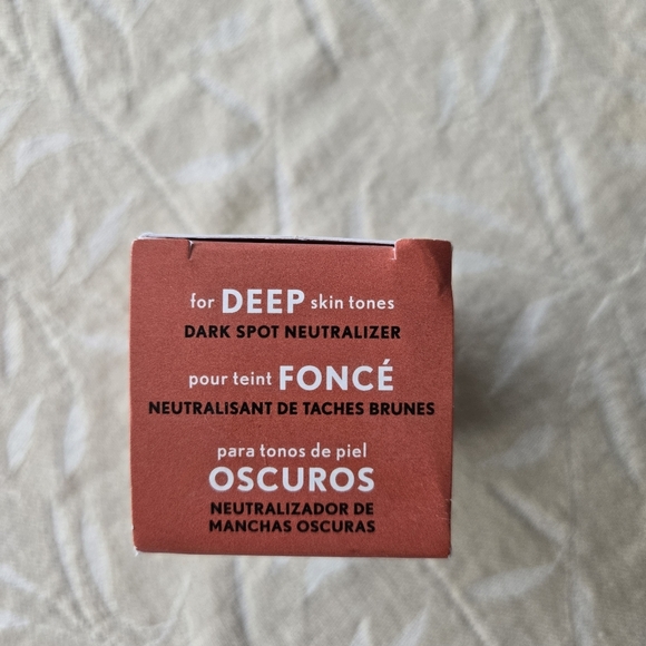 Covergirl Color Correcting Serum Moisturizer Primer - Deep Skin Tone - Picture 2 of 5